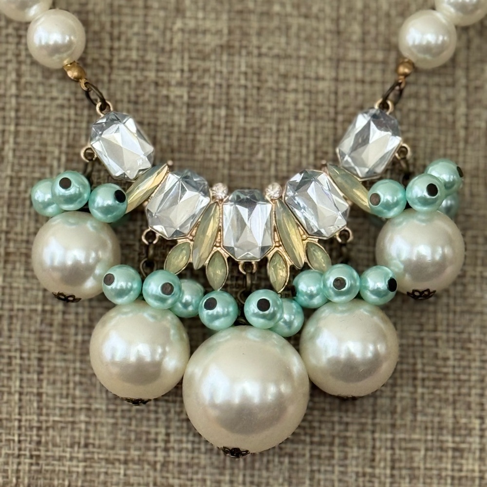 Plunder Pearl and Crystal Necklace with Gold Accents & matching earrings